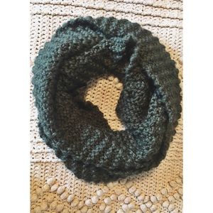 Green Infinity Scarf